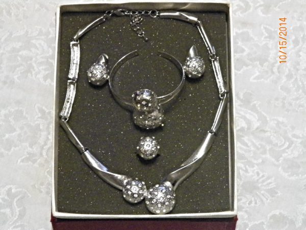 a31fd8_ff3a5ca895e84d91a362cf8a4ad913c3